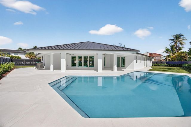 10380 SW 56th Ter, Miami, FL 33173