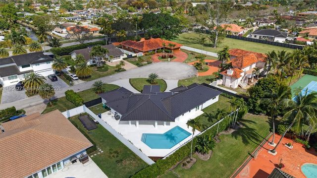 10380 SW 56th Ter, Miami, FL 33173