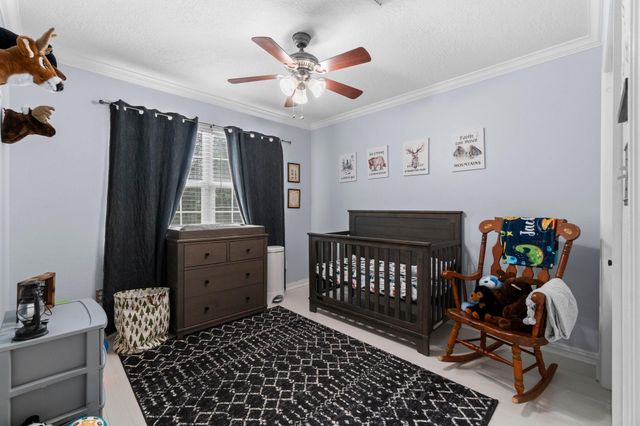 746 E Lake Drive, Livingston, TX 77351