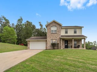 746 E Lake Drive, Livingston, TX 77351