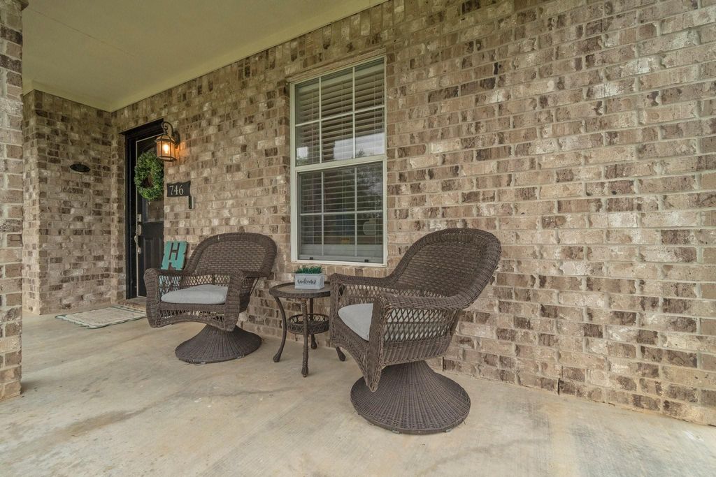 Image 32 of property listing at 746 E Lake Drive, Livingston, TX 77351