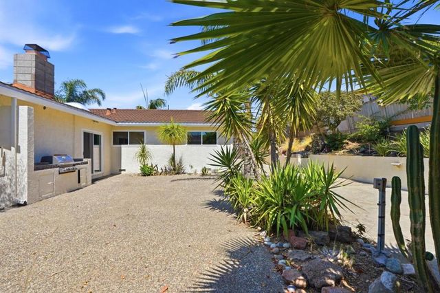 92 Welle Road, Crockett, CA 94525