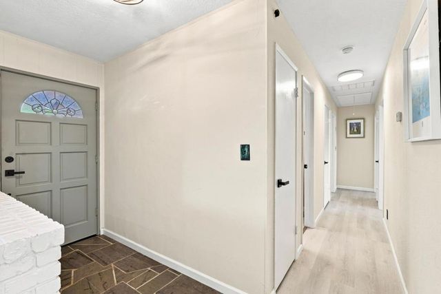 92 Welle Road, Crockett, CA 94525