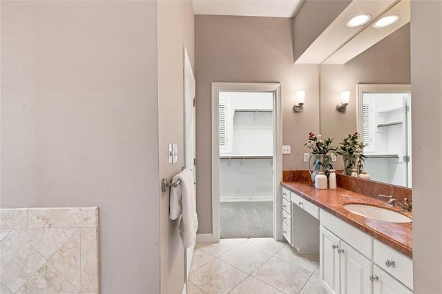 9001 Thickwoods CV, Austin, TX 78735
