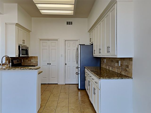 4322 Duck Pond Lane, Rowlett, TX 75088