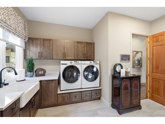 1277 Forest Trails Dr, Castle Pines, CO 80108