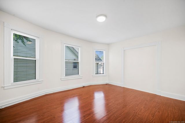 217 Woodlawn Terrace, Waterbury, CT 06710