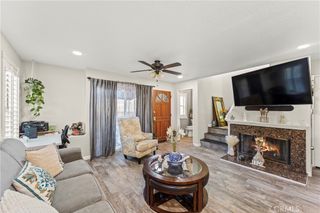 22617 Copper Hill Drive 121, Saugus, CA 91350