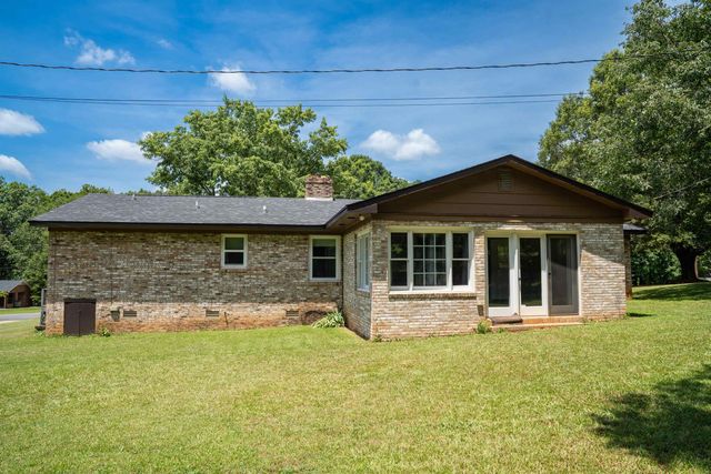 105 Carter Heights Drive, Gaffney, SC 29340