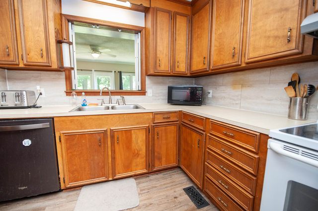 105 Carter Heights Drive, Gaffney, SC 29340
