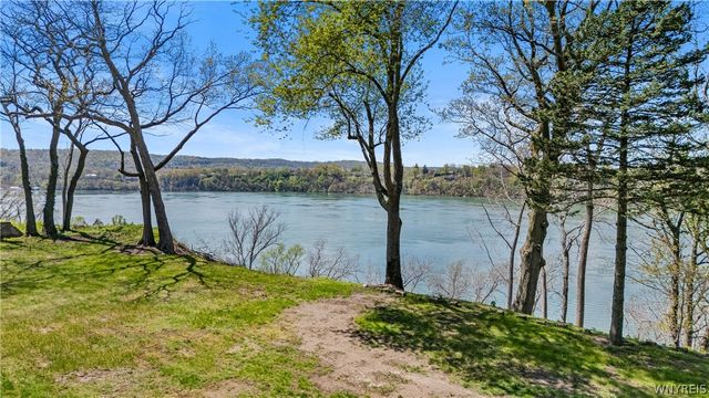 435 North 2nd Street, Lewiston, NY 14092