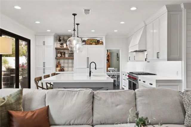 3 Tresaunce, Lake Forest, CA 92610