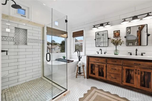 3 Tresaunce, Lake Forest, CA 92610