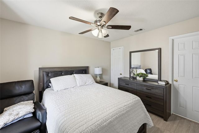 18215 Echo Mar Lane, Houston, TX 77084
