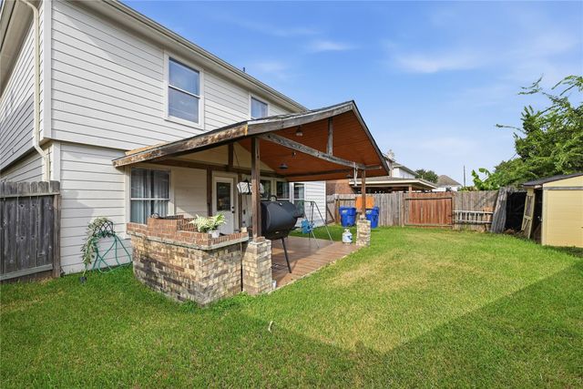 18215 Echo Mar Lane, Houston, TX 77084