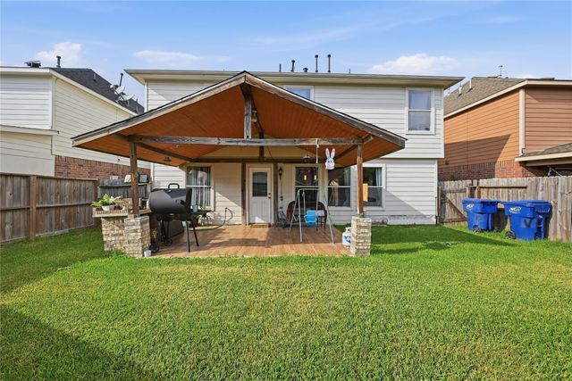 18215 Echo Mar Lane, Houston, TX 77084