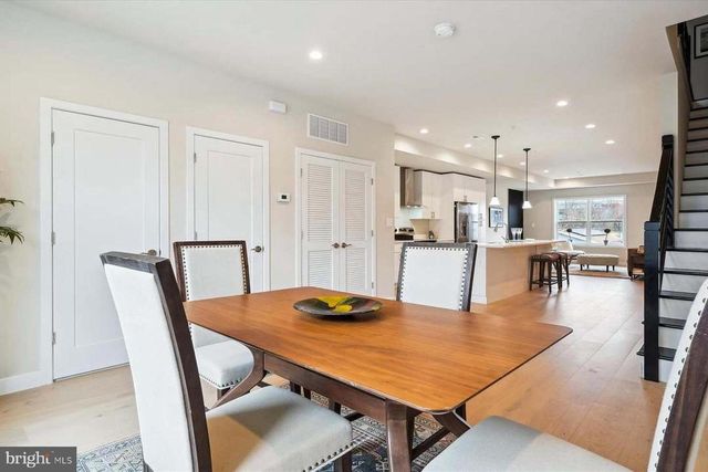 5046 ASTOR PL SE, Washington, DC 20019