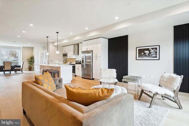 5046 ASTOR PL SE, Washington, DC 20019