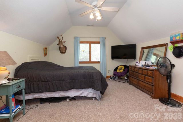 75 mypie Drive, Sylva, NC 28779