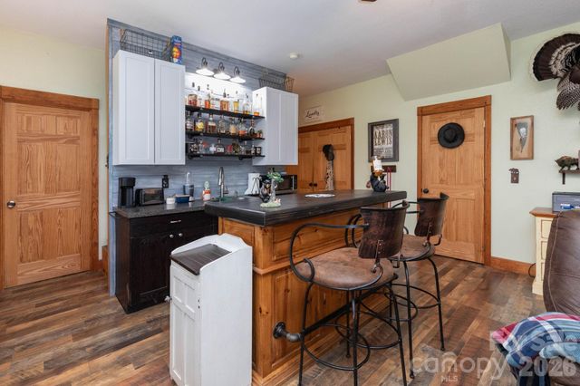 75 mypie Drive, Sylva, NC 28779