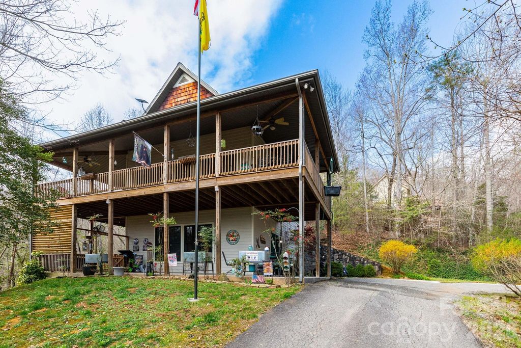 75 mypie Drive, Sylva, NC 28779