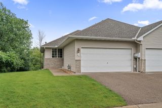 5570 Nathan Lane N 4, Plymouth, MN 55442