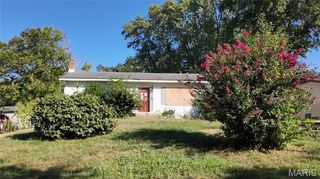 390 Highway Drive, St Clair, MO 63077