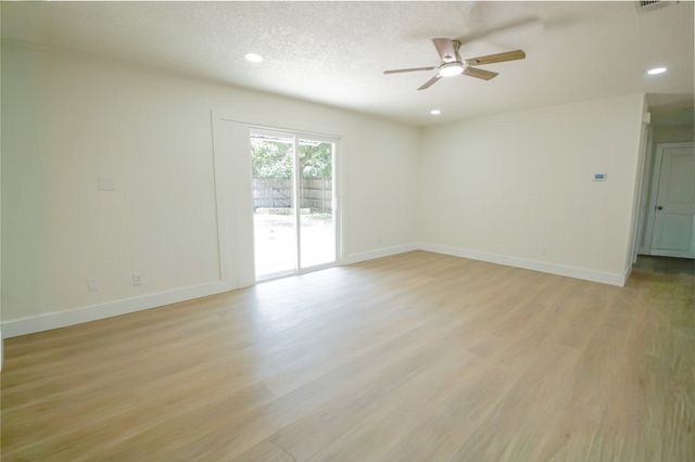 224 Southway Drive, Everman, TX 76140