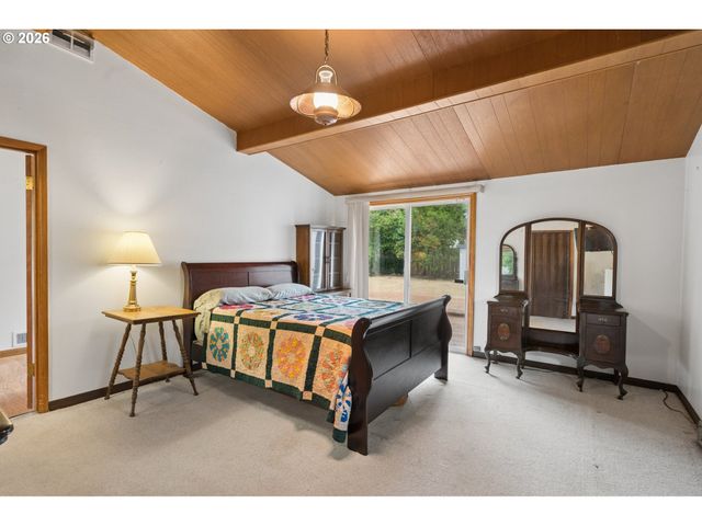 616 Se 175TH Pl, Portland, OR 97233