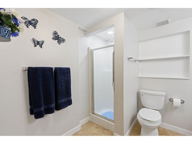 616 Se 175TH Pl, Portland, OR 97233
