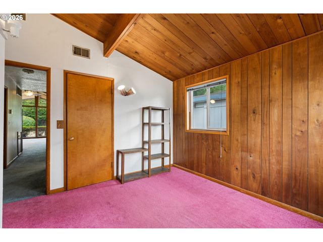 616 Se 175TH Pl, Portland, OR 97233