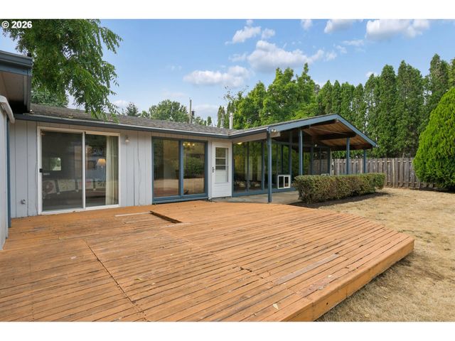 616 Se 175TH Pl, Portland, OR 97233