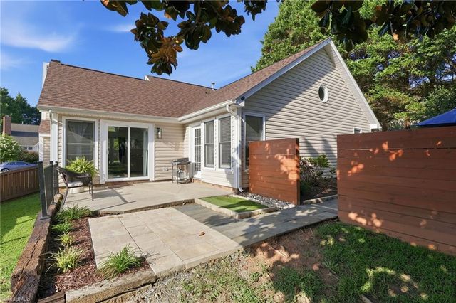 1 Ivy Ridge Court, Greensboro, NC 27407