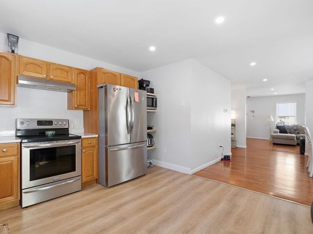 12-14 Dover St, Haverhill, MA 01830