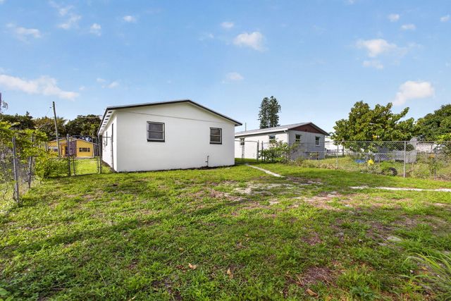 1440 Ac Evans Street, Riviera Beach, FL 33404