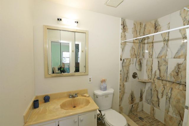 2886 Fernley Drive E 91, West Palm Beach, FL 33415