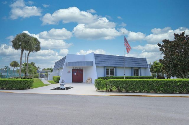 2886 Fernley Drive E 91, West Palm Beach, FL 33415
