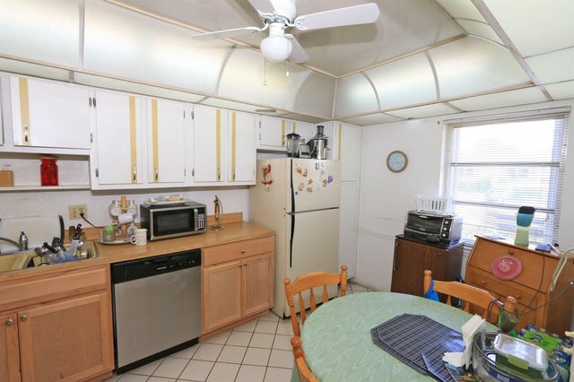 2886 Fernley Drive E 91, West Palm Beach, FL 33415