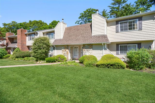200 Lake Pointe Circle 200, Middle Island, NY 11953