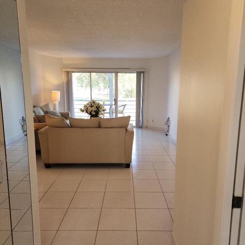 3597 Birdie Drive 202, Lake Worth, FL 33467