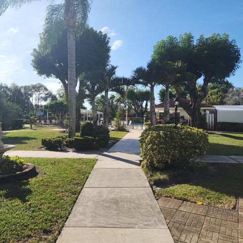 3597 Birdie Drive 202, Lake Worth, FL 33467