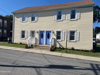 1 Second Street, Schaghticoke, NY 12154