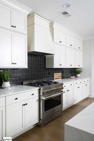 101 Belgian Lane, Simpsonville, SC 29681