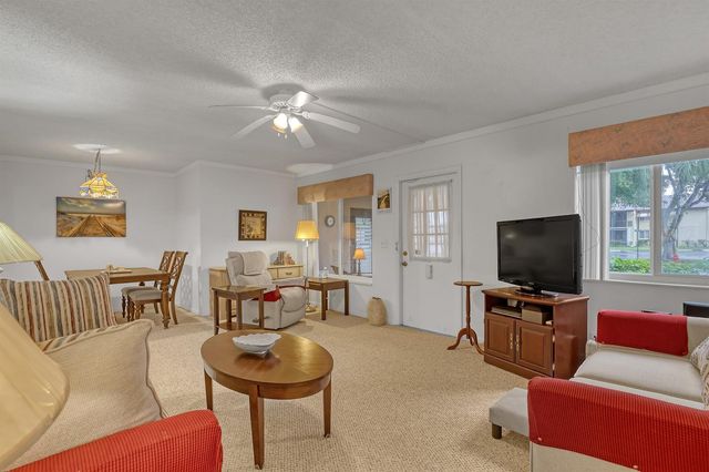 337 Pine Ridge Circle A-1, Greenacres, FL 33463