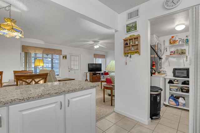 337 Pine Ridge Circle A-1, Greenacres, FL 33463