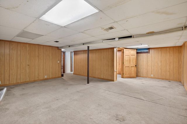 2046 Reaney Avenue E, Saint Paul, MN 55119