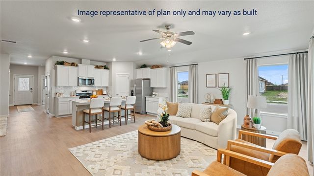 3638 Sahar Lake Dr, Robstown, TX 78380