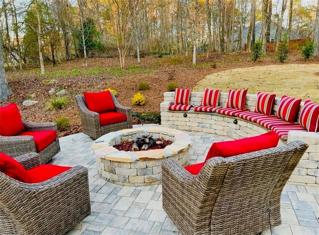 185 Highview Trace, Fayetteville, GA 30215