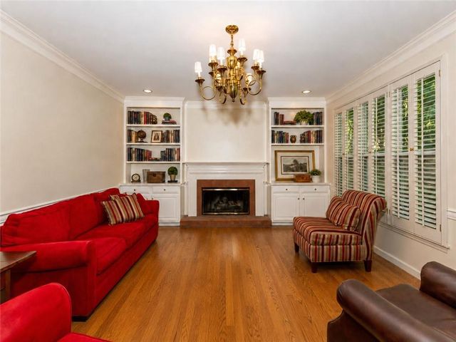 185 Highview Trace, Fayetteville, GA 30215