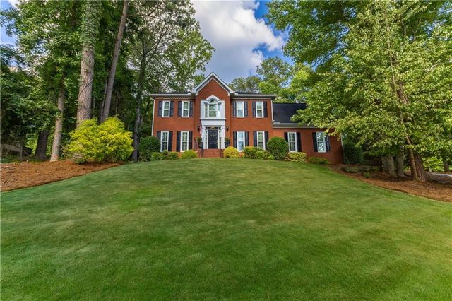 185 Highview Trace, Fayetteville, GA 30215